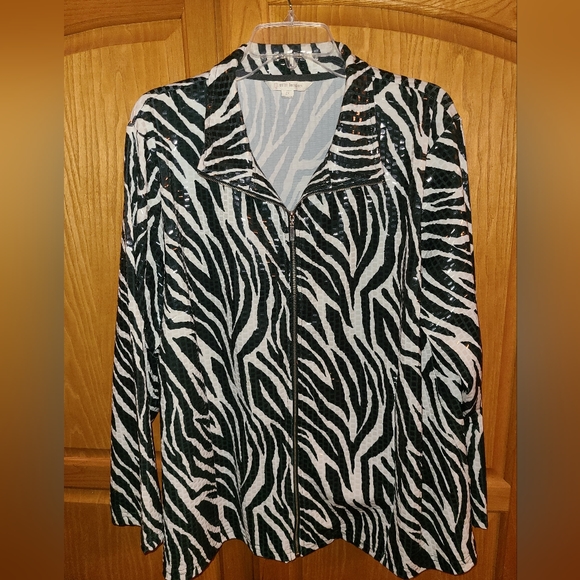 Zebra Jacket - Picture 2 of 5